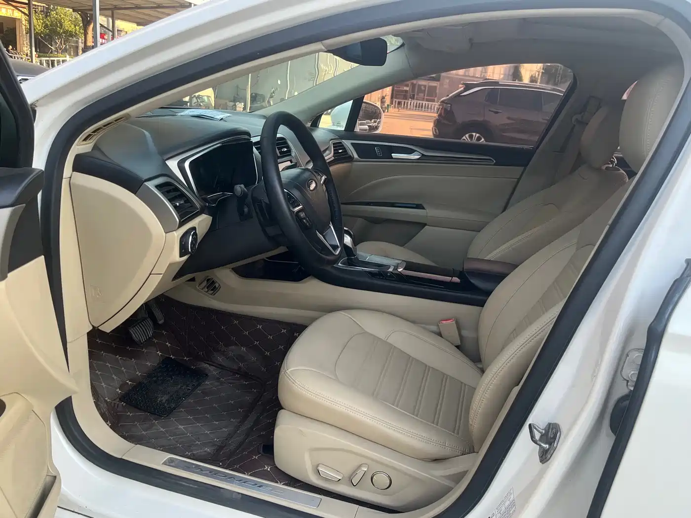 Ford Mondeo 2014 2013 2.0L GTDi200 Fashion