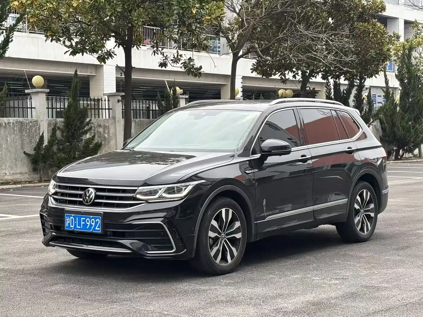 Volkswagen Tiguan L 2023 330TSI Auto 2WD R-Line Flagship Edition