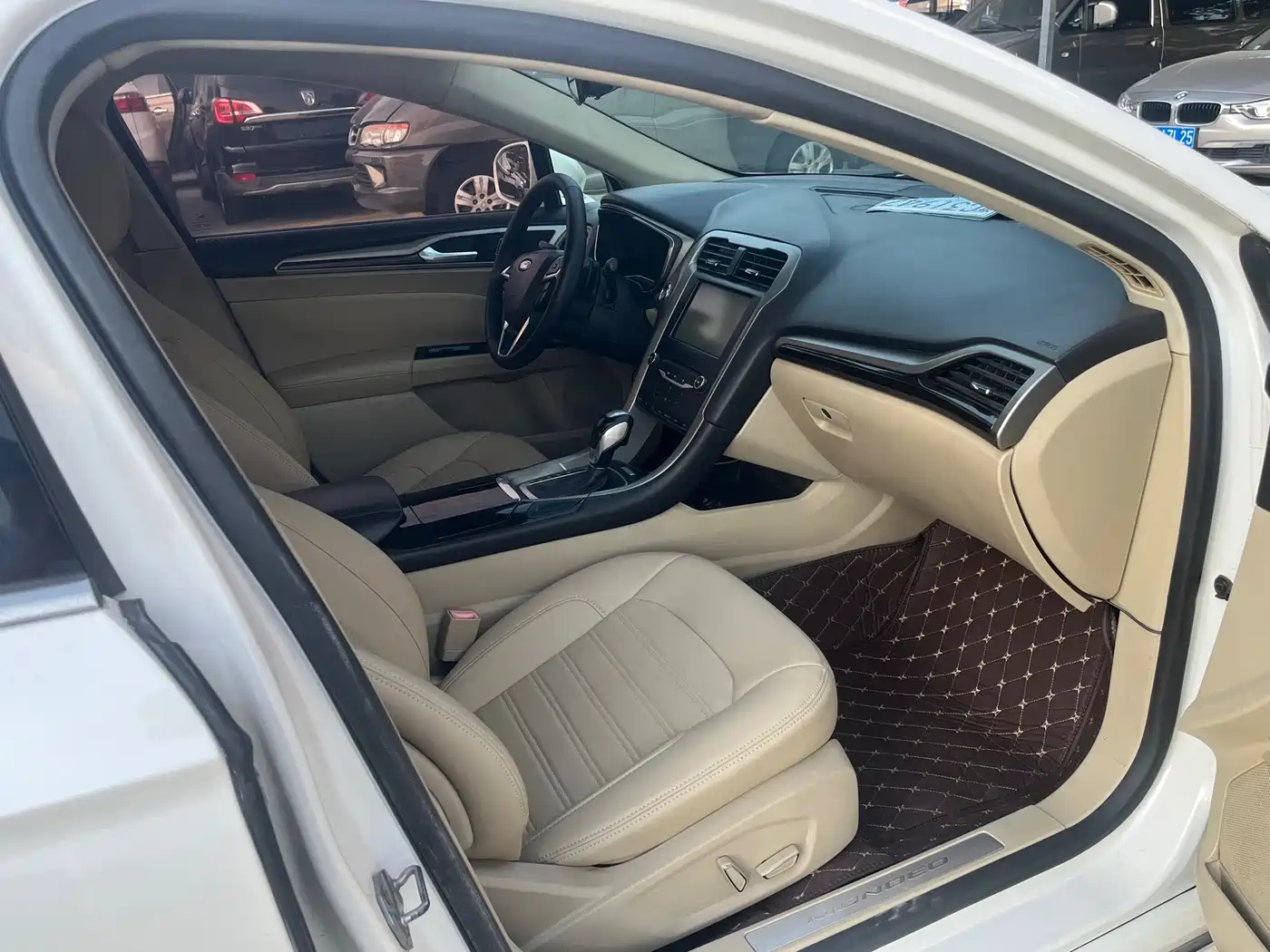 Ford Mondeo 2014 2013 2.0L GTDi200 Fashion