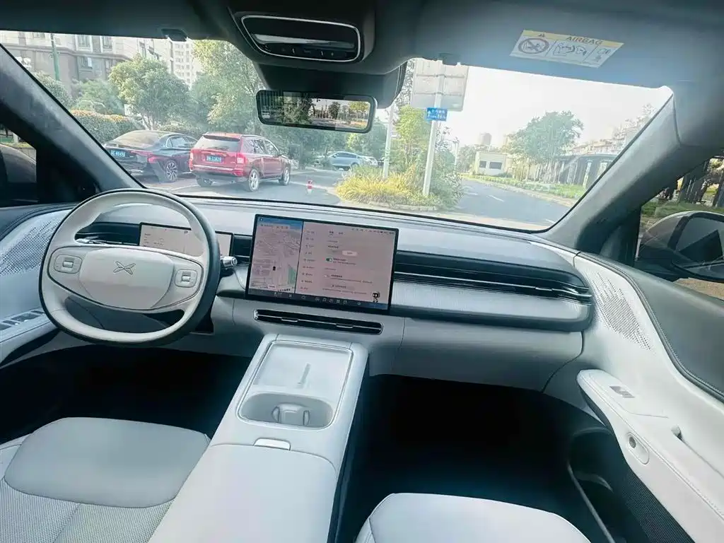 XPeng G6 2025 625 Long Range Max Flagship фото 8