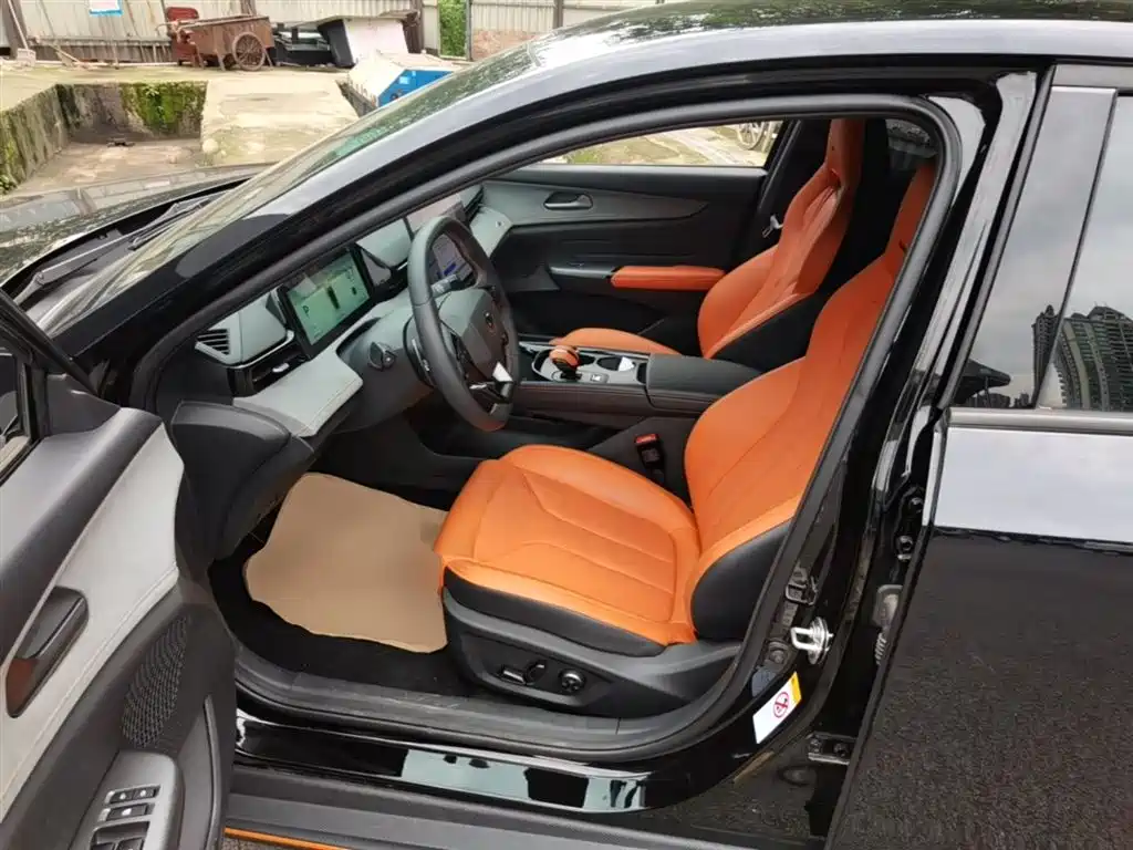 CHANGAN UNI-V
