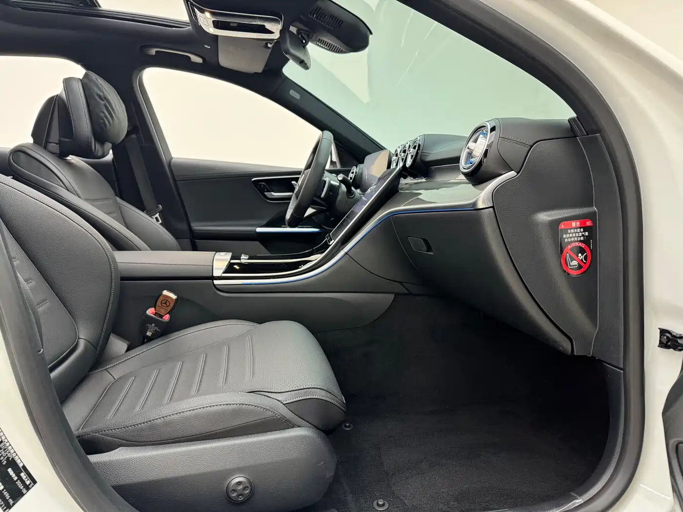 Mercedes-Benz C-Class 2025 C 260 L Sport Edition фото 31