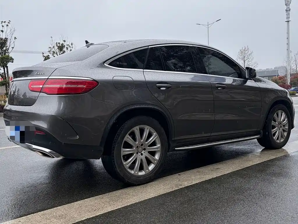 Mercedes-Benz GLE Coupe 2015 GLE 320 4MATIC Coupe SUV фото 5