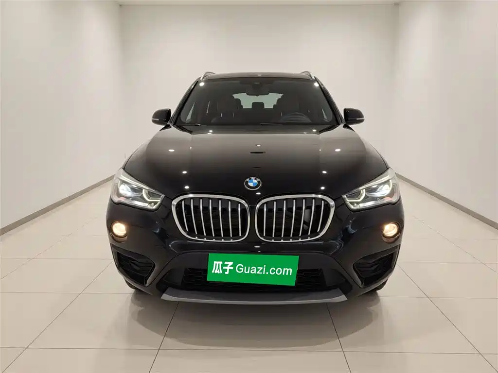BMW X1 2019 sDrive20Li Leading Model фото 3