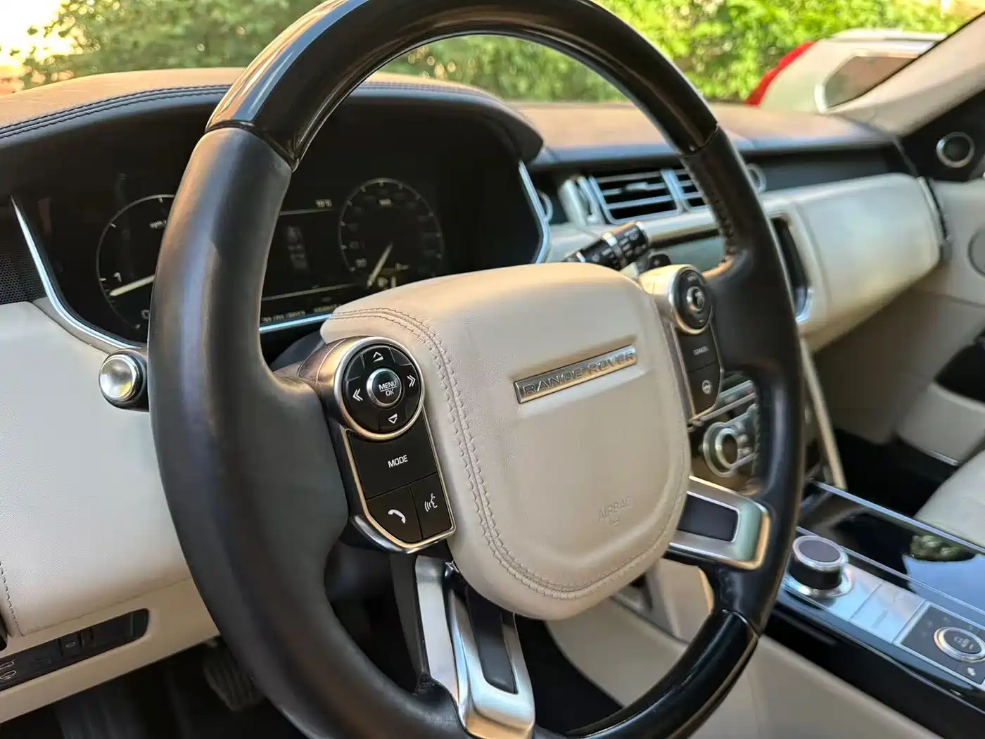 Land Rover Range Rover 2014 3.0 TDV6 Vogue фото 10