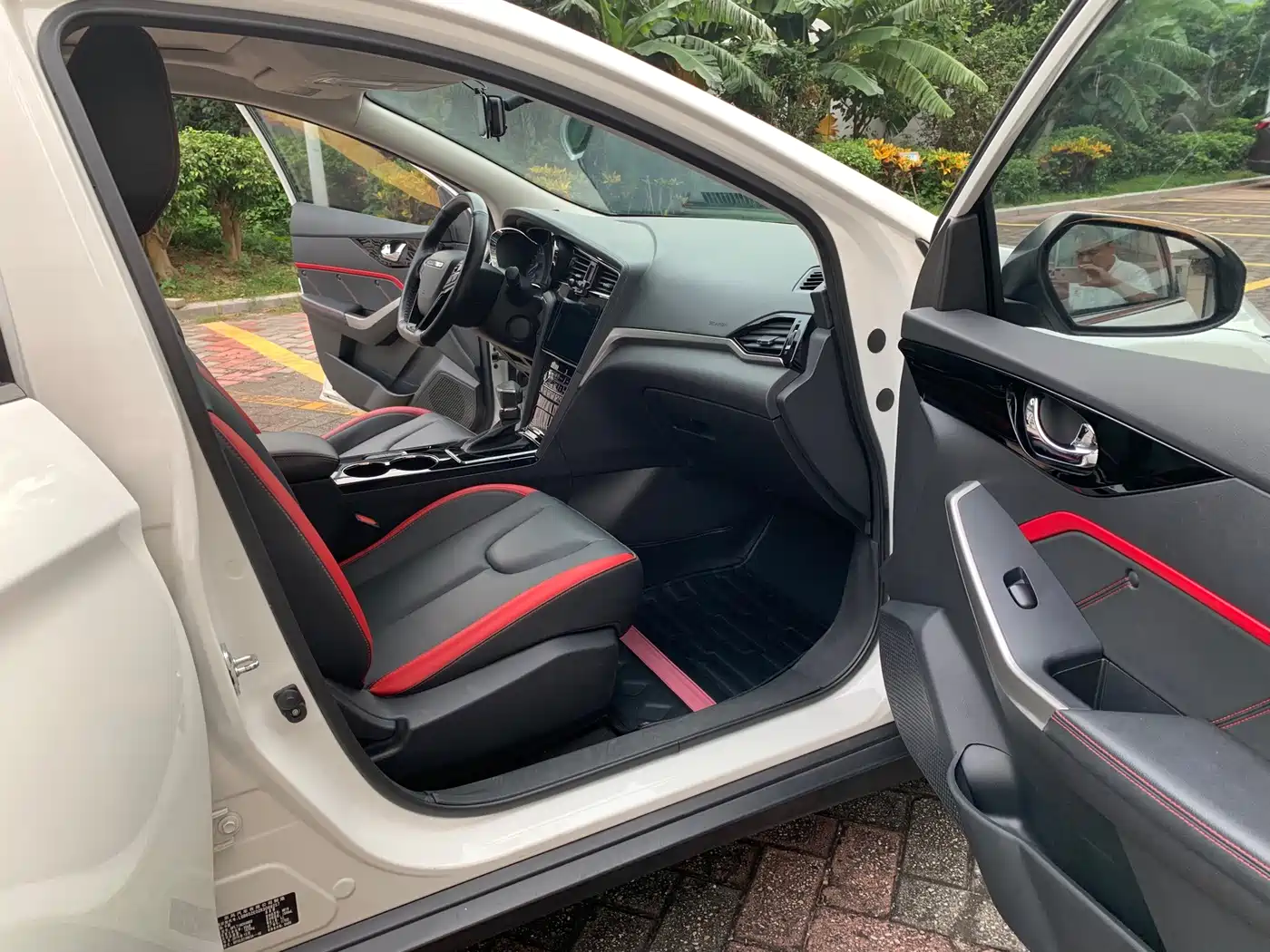 Venucia D60 2020 2019 100K Glory 1.6L XL CVT Chen Ku Edition China V
