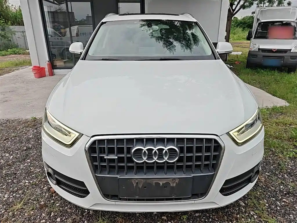Audi Q3 2013 35 TFSI quattro Technology фото 3