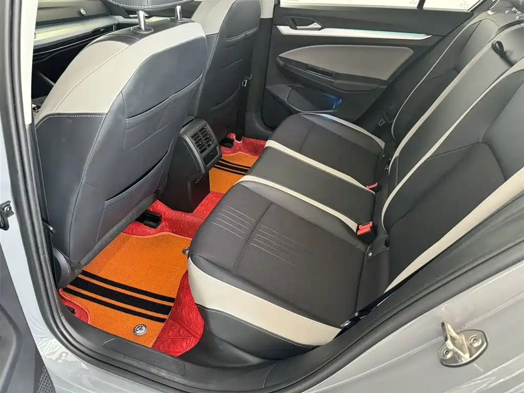 Volkswagen Golf 2023 280TSI DSG Pro фото 8