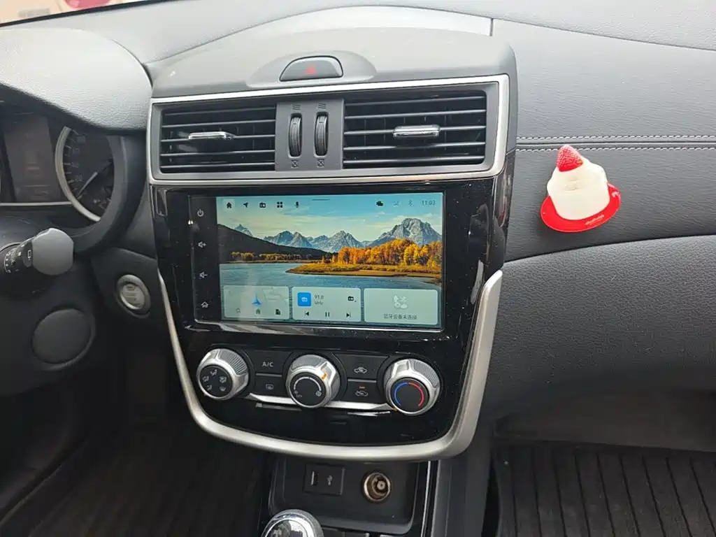 Nissan Tiida, миниатюра 13