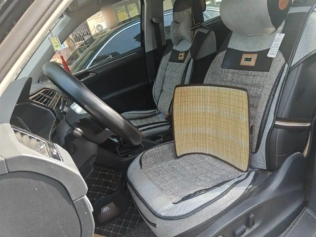 Volkswagen Tiguan L 2021 330TSI Automatic 2WD R-Line Premium фото 16