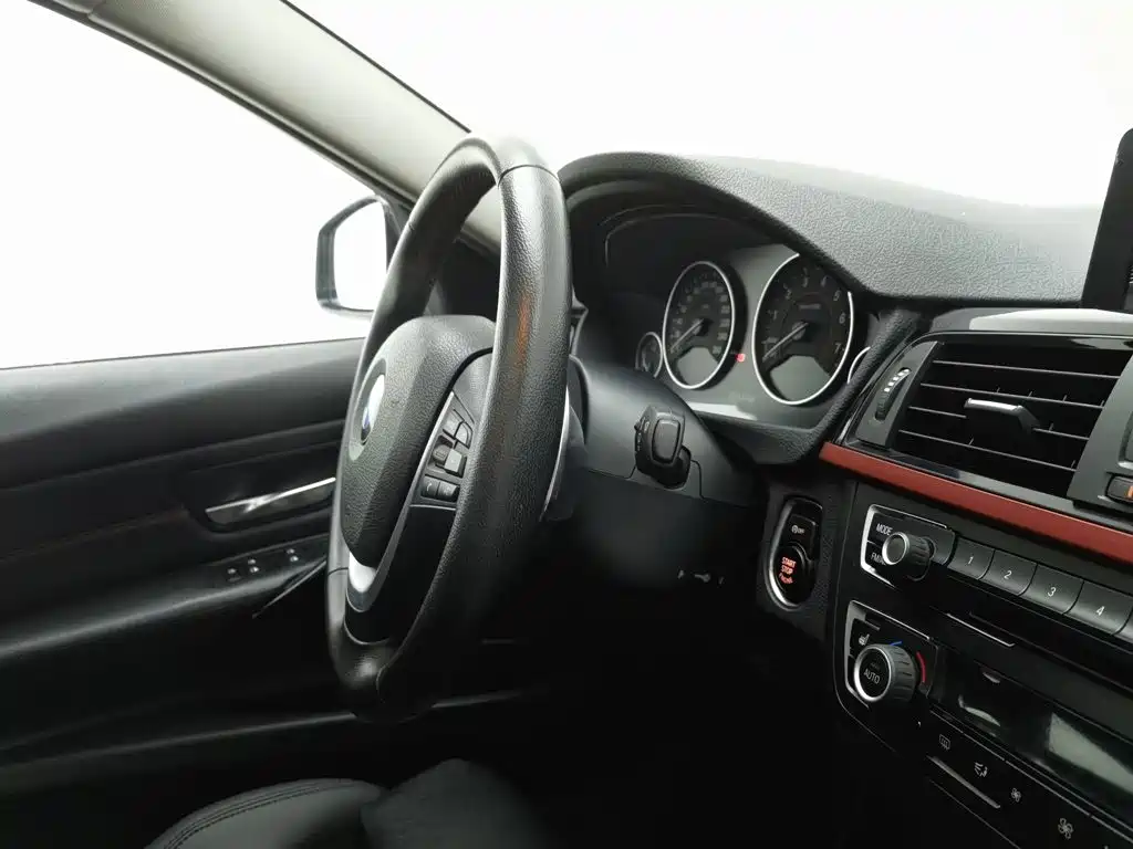 BMW 3 Series (Import) 2012 2013 320i Sport Design Package