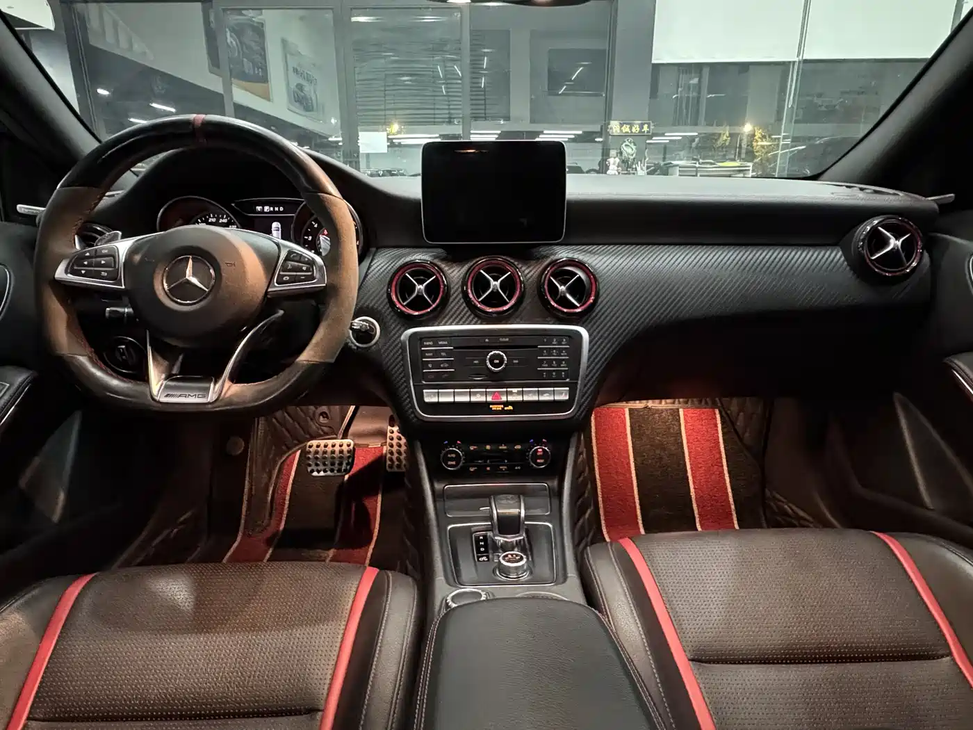 Mercedes-Benz A-Class AMG (Import) 2016 AMG A 45 4MATIC фото 10