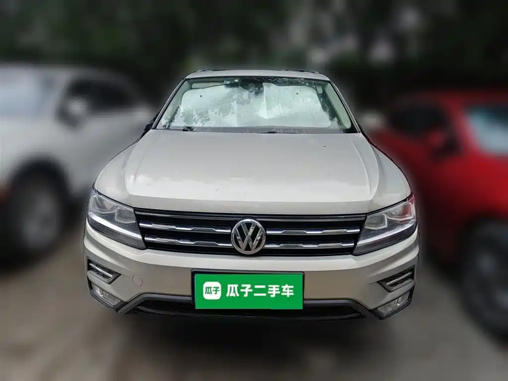 Volkswagen Tiguan L 2018 330TSI Automatic 2WD Luxury Edition фото 2