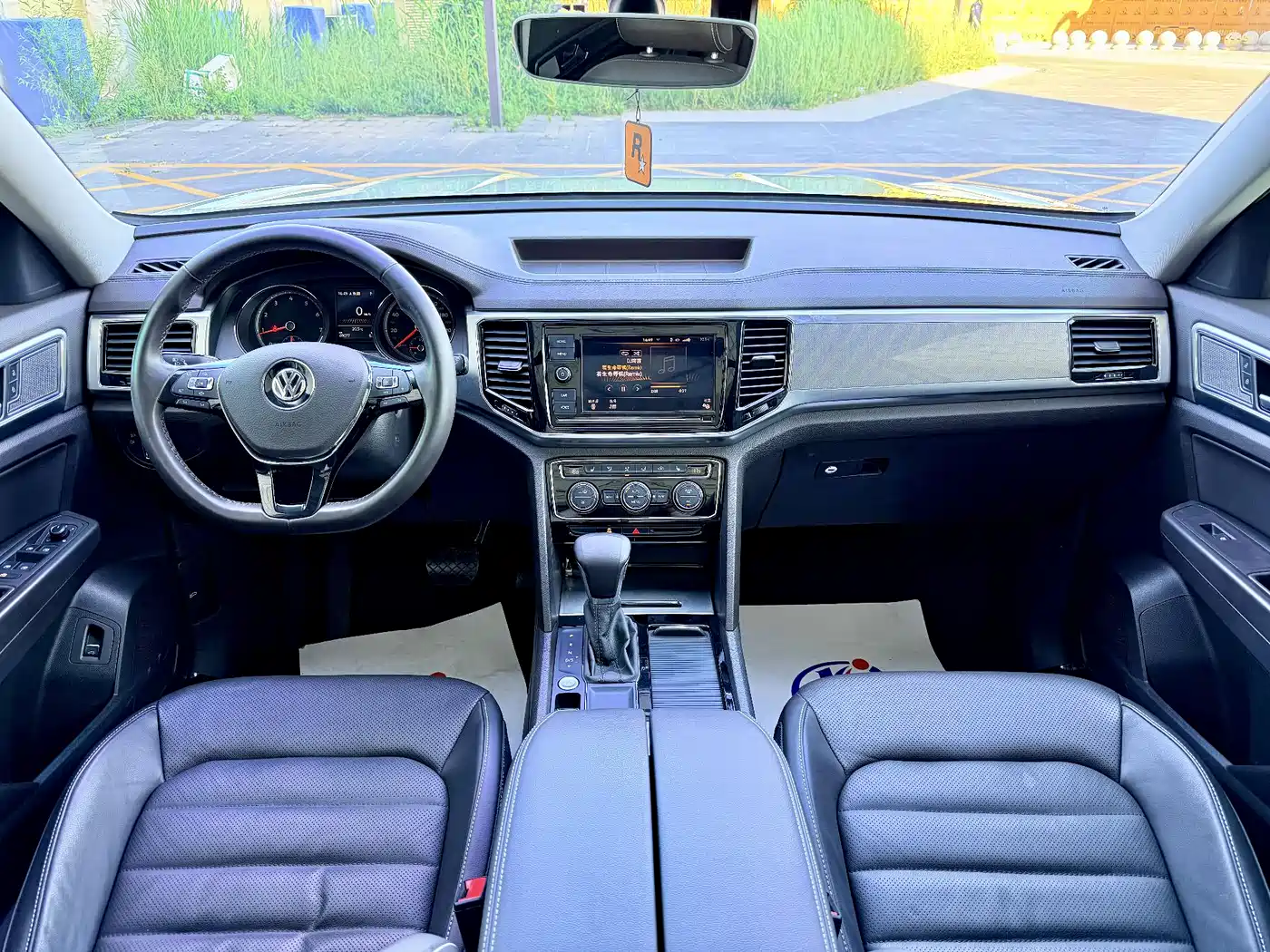 Volkswagen Teramont 2019 330TSI 2WD Luxury China VI фото 10
