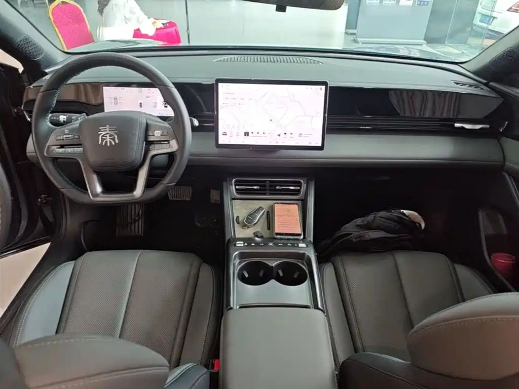 BYD Qin L 2025 EV 470KM Leading Edition фото 6