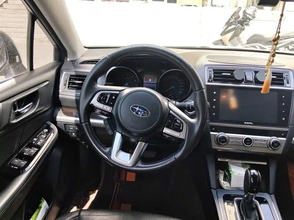 Subaru Outback 2016 2.5i Luxury Navigation Edition фото 7