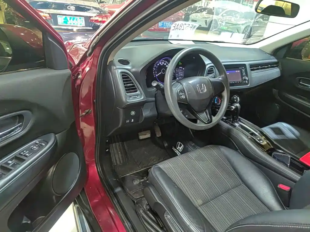 Photo 16 - Honda Vezel