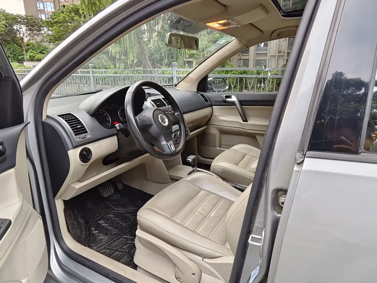 Photo 8 - Volkswagen Polo
