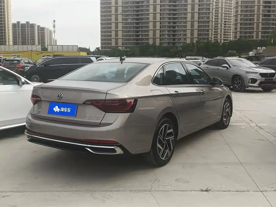 Volkswagen Sagitar 2023 Model Year 200TSI DSG Surpass Edition фото 3