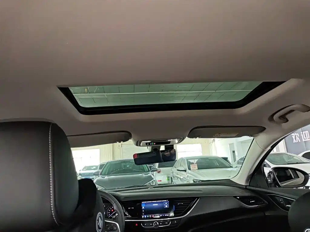 BUICK REGAL