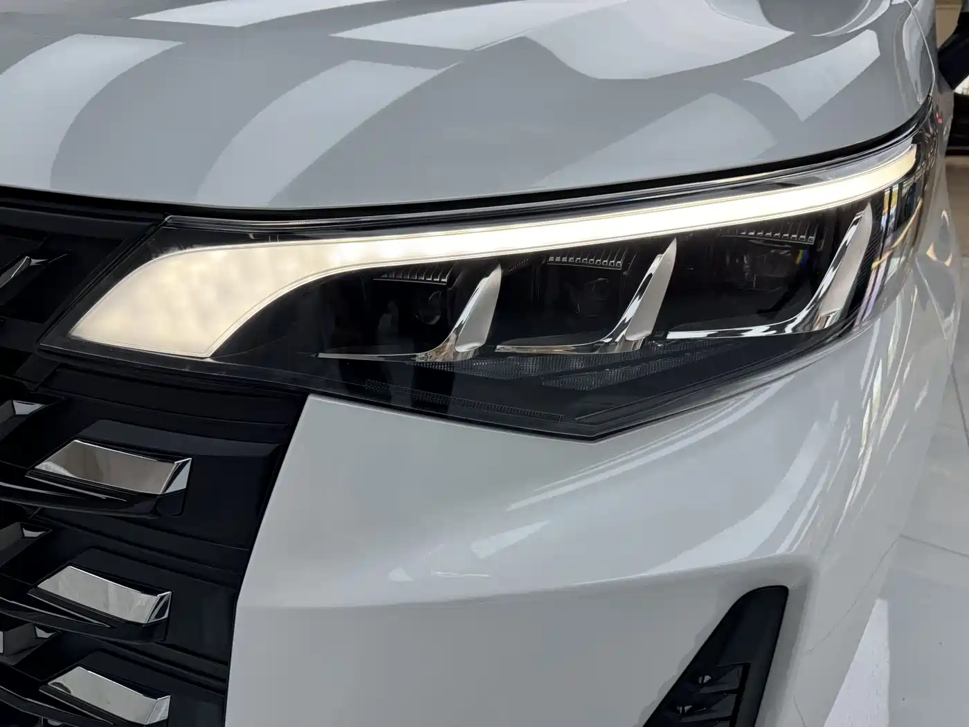 GAC Trumpchi Trumpchi M6 2021 PRO 270T DCT Luxury Edition фото 6