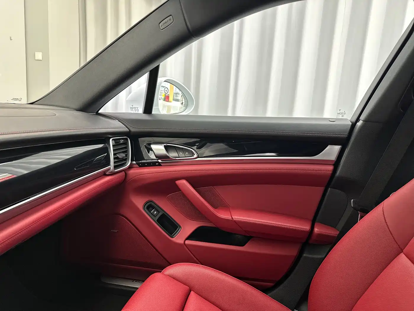 Porsche Panamera 2016 Panamera 4 Executive Edition 3.0T фото 31