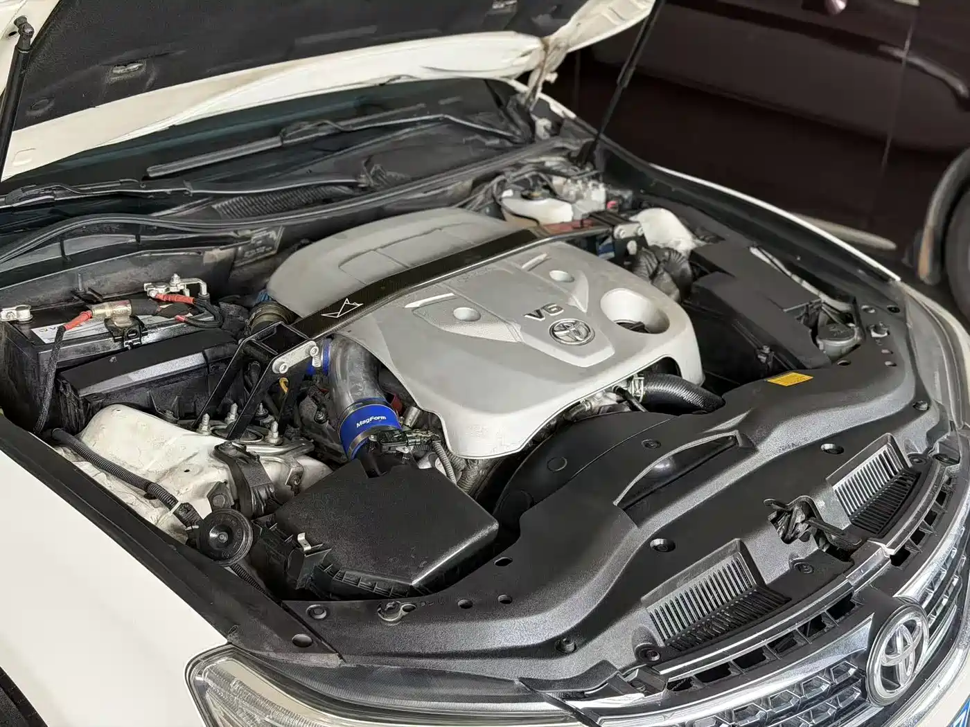 Toyota Reiz 2015 2013 2.5V Premium Edition