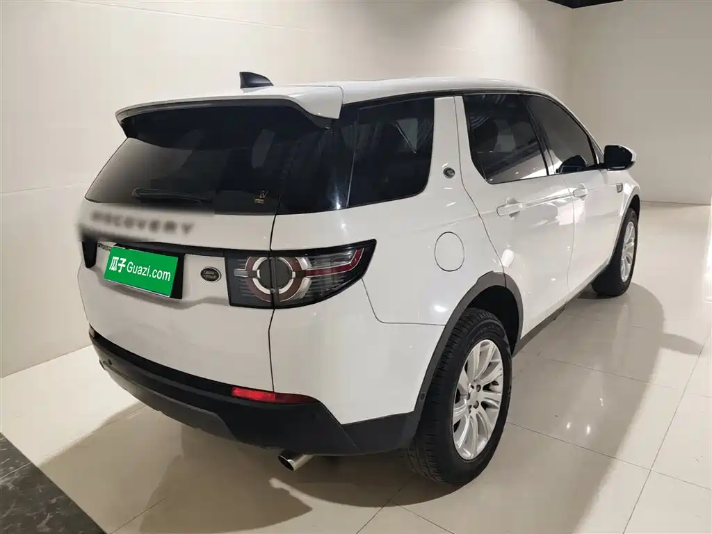 Land Rover Discovery Sport 2018 240PS SE Edition фото 7