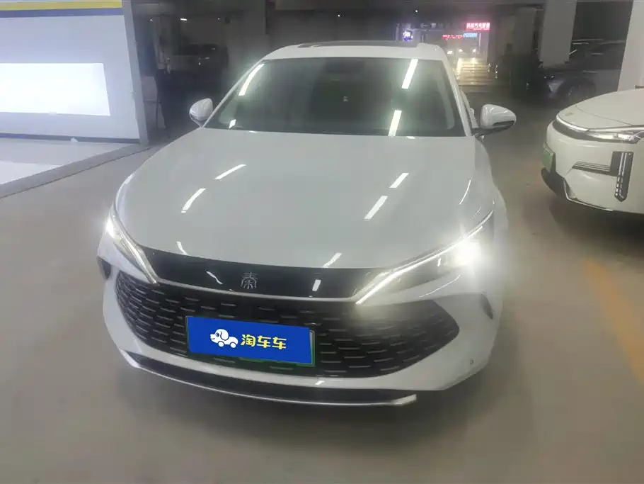 BYD Qin L 2024 DM-i 120KM Leading фото 2