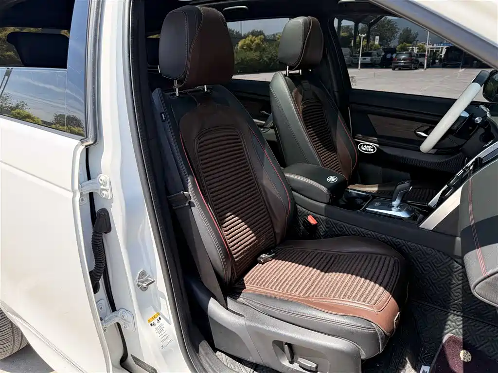 Land Rover Discovery Sport 2020 249PS R-Dynamic Performance фото 10