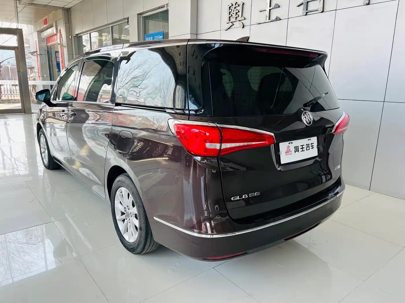 Buick GL8 2017 ES 28T Comfort Type China V фото 3