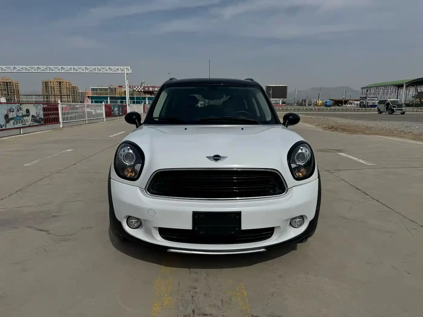 MINI COUNTRYMAN