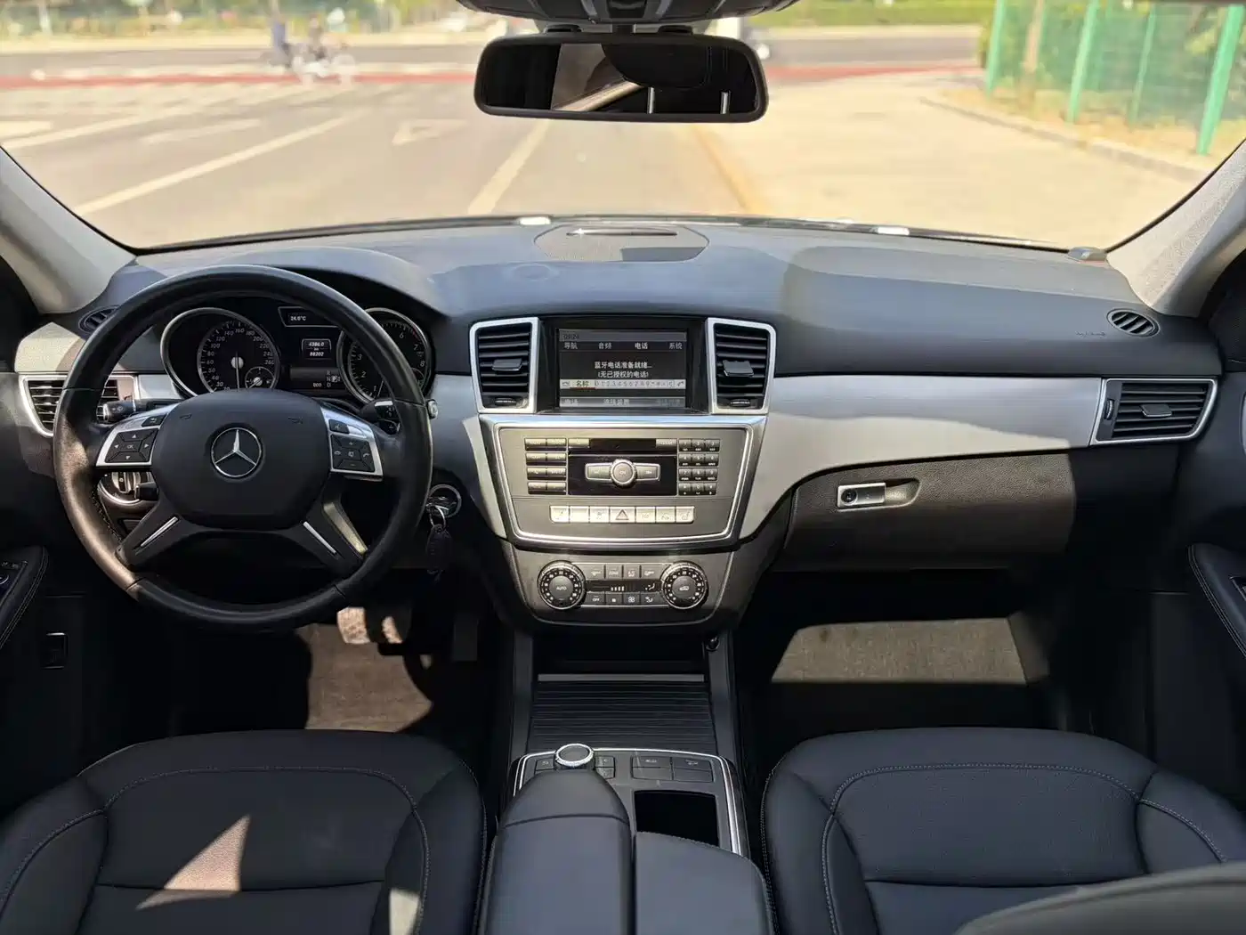 Mercedes-Benz M-Class 2015 ML 320 4MATIC фото 6