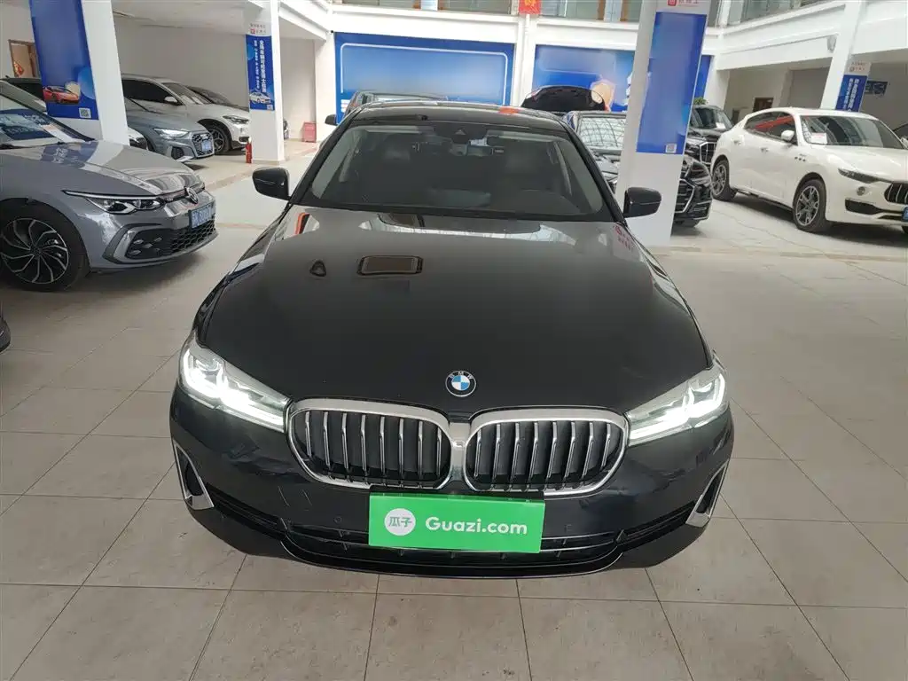BMW 5-SERIES