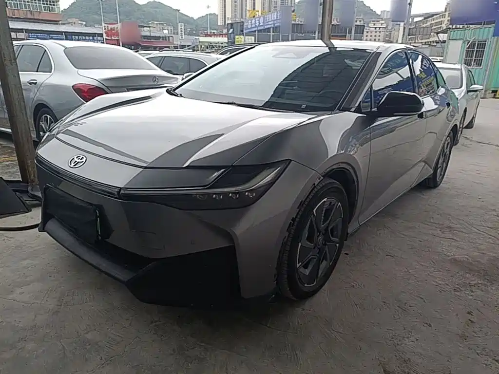 Toyota bZ3 2023 616km Long Range PRO фото 2