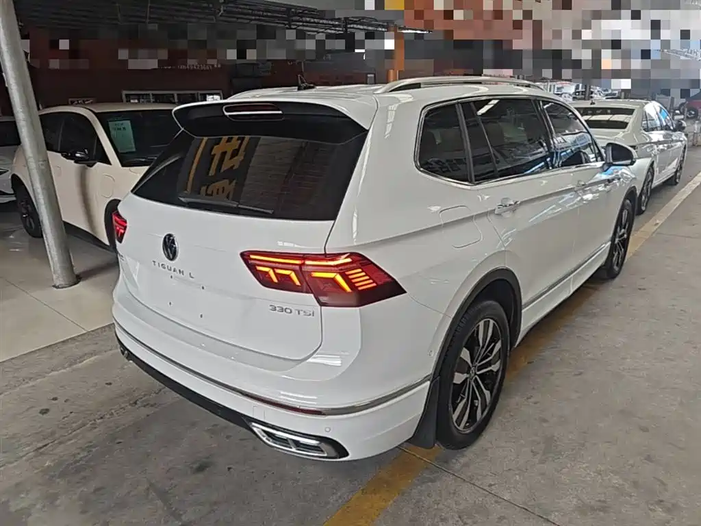 Volkswagen Tiguan L 2024 330TSI Automatic 2WD R-Line Premium Enjoyment Edition фото 5