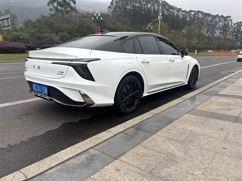 Hongqi H6 2023 2.0T Premium Edition фото 9