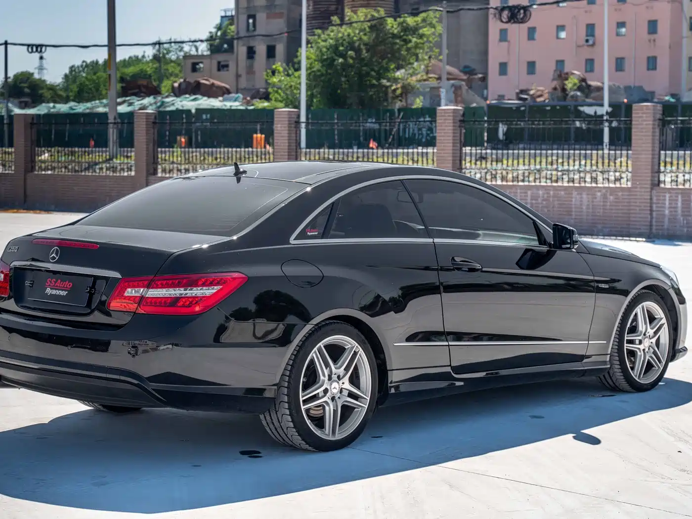 Mercedes-Benz E-Class (Import) 2012 E 260 CGI Coupe фото 6