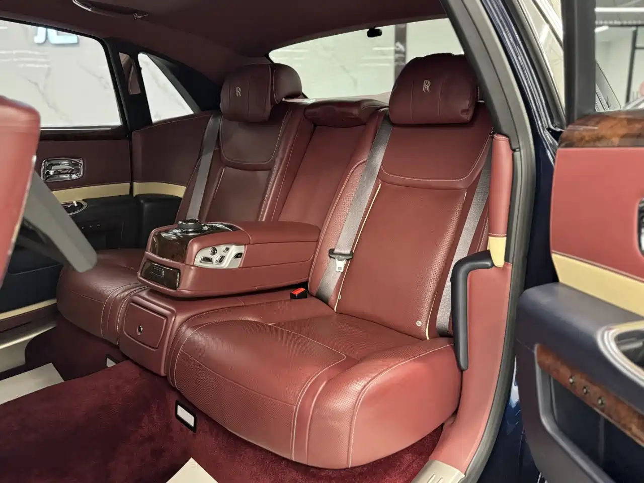 Фото 6 - Rolls-Royce Ghost