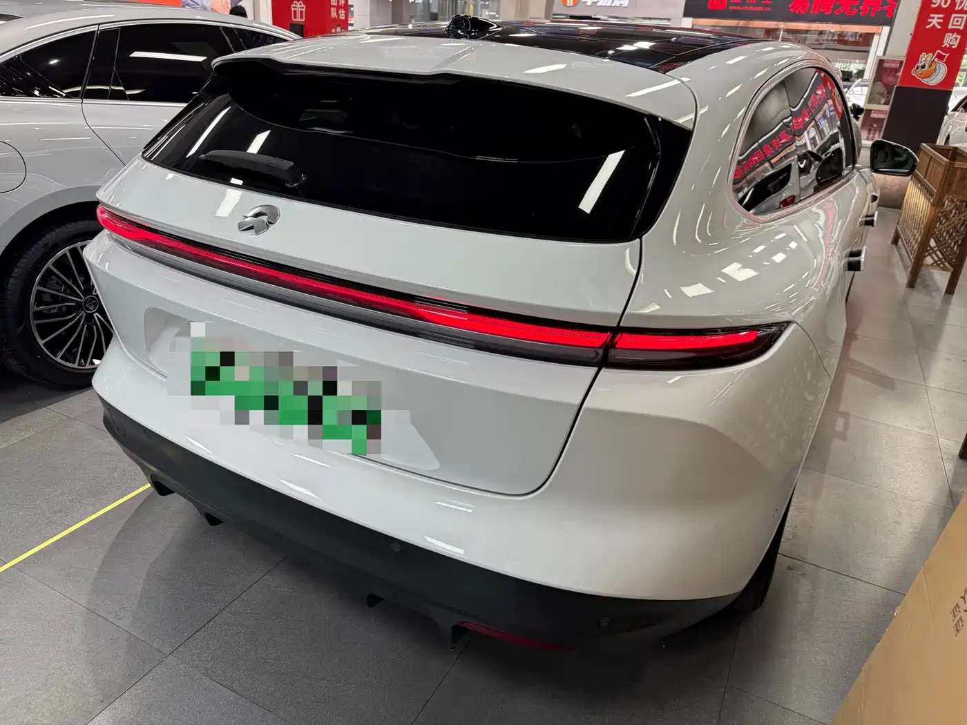 NIO ET5T 2024 75kWh Touring фото 17