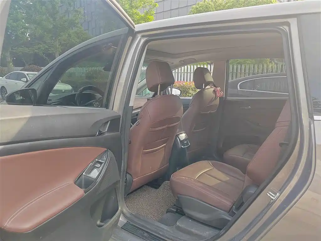 Buick GL6 2019 18T 6-seat Connected Luxury China VI фото 12