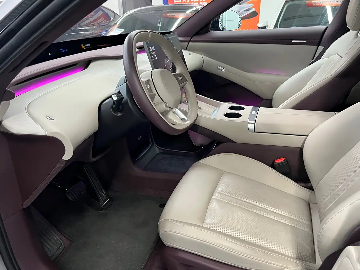 Xiaomi Auto Xiaomi YU7 2025 Extended Range RWD Edition фото 4