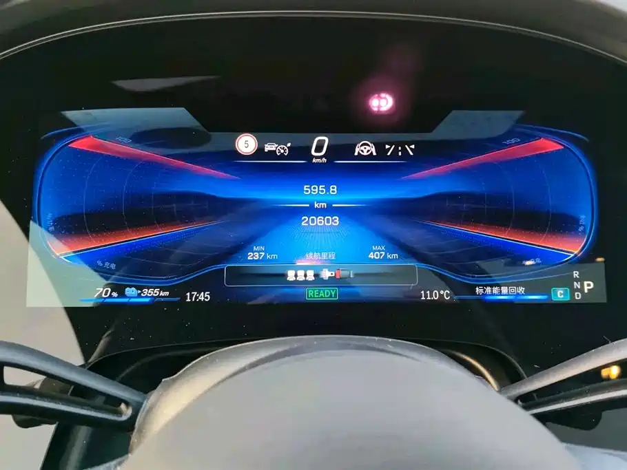 MERCEDES-BENZ EQS AMG