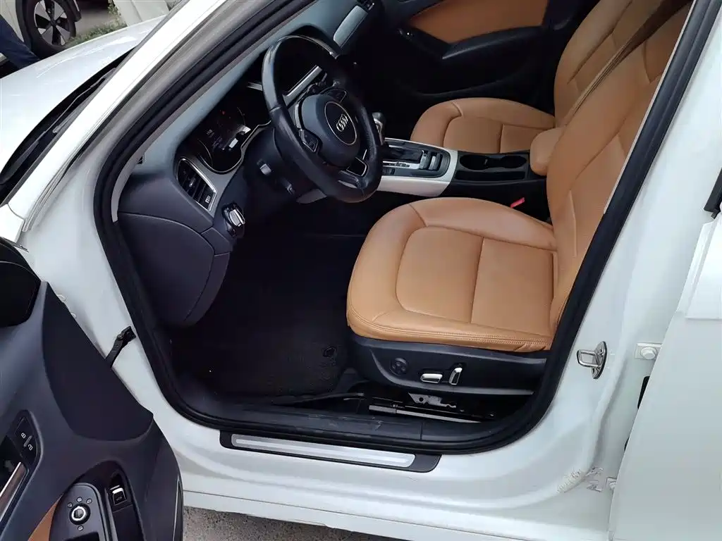 Audi A4L 2015 35 TFSI Auto Standard фото 17
