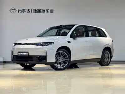 Leapmotor C10