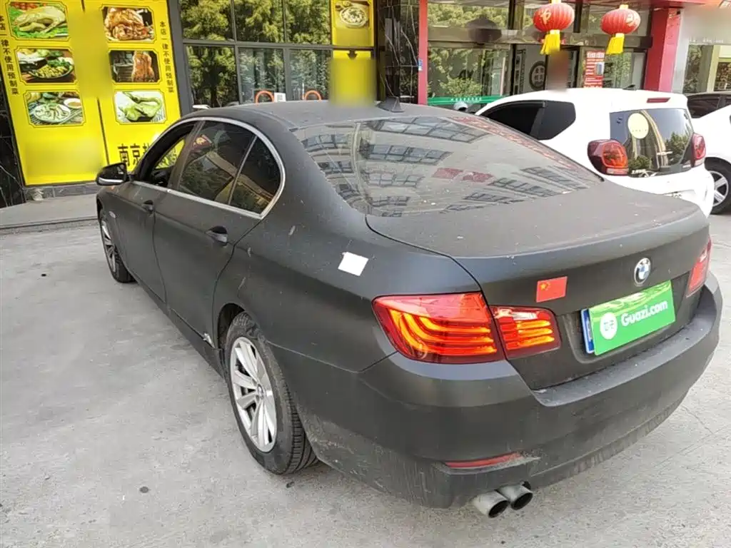 BMW 5 Series 2017 520Li Classic Edition фото 5