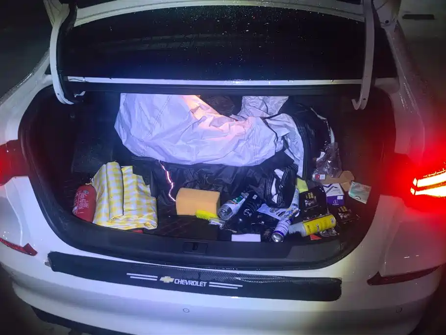 CHEVROLET CRUZE