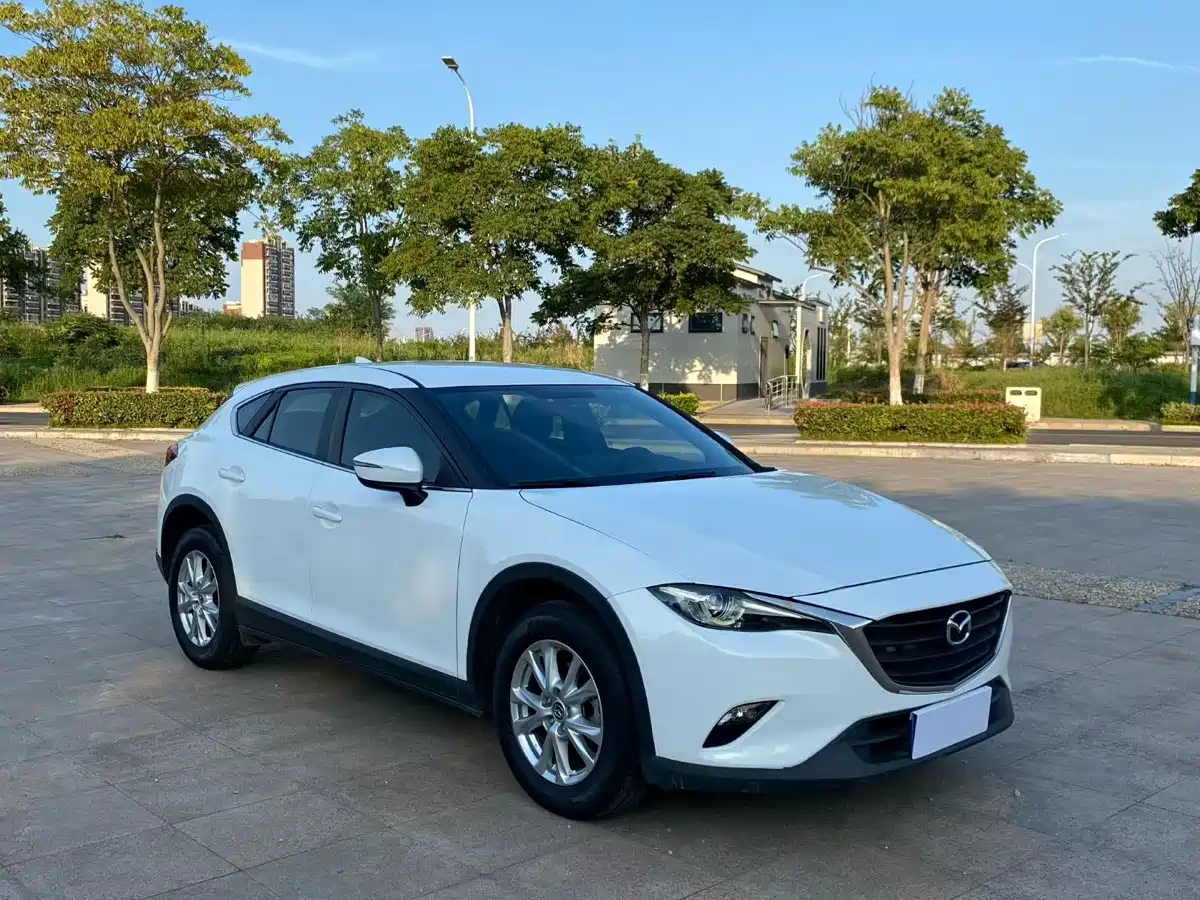 Photo 3 - Mazda CX-4