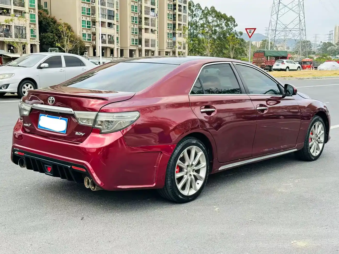 Toyota Reiz 2010 2.5V Style Elite Edition фото 3