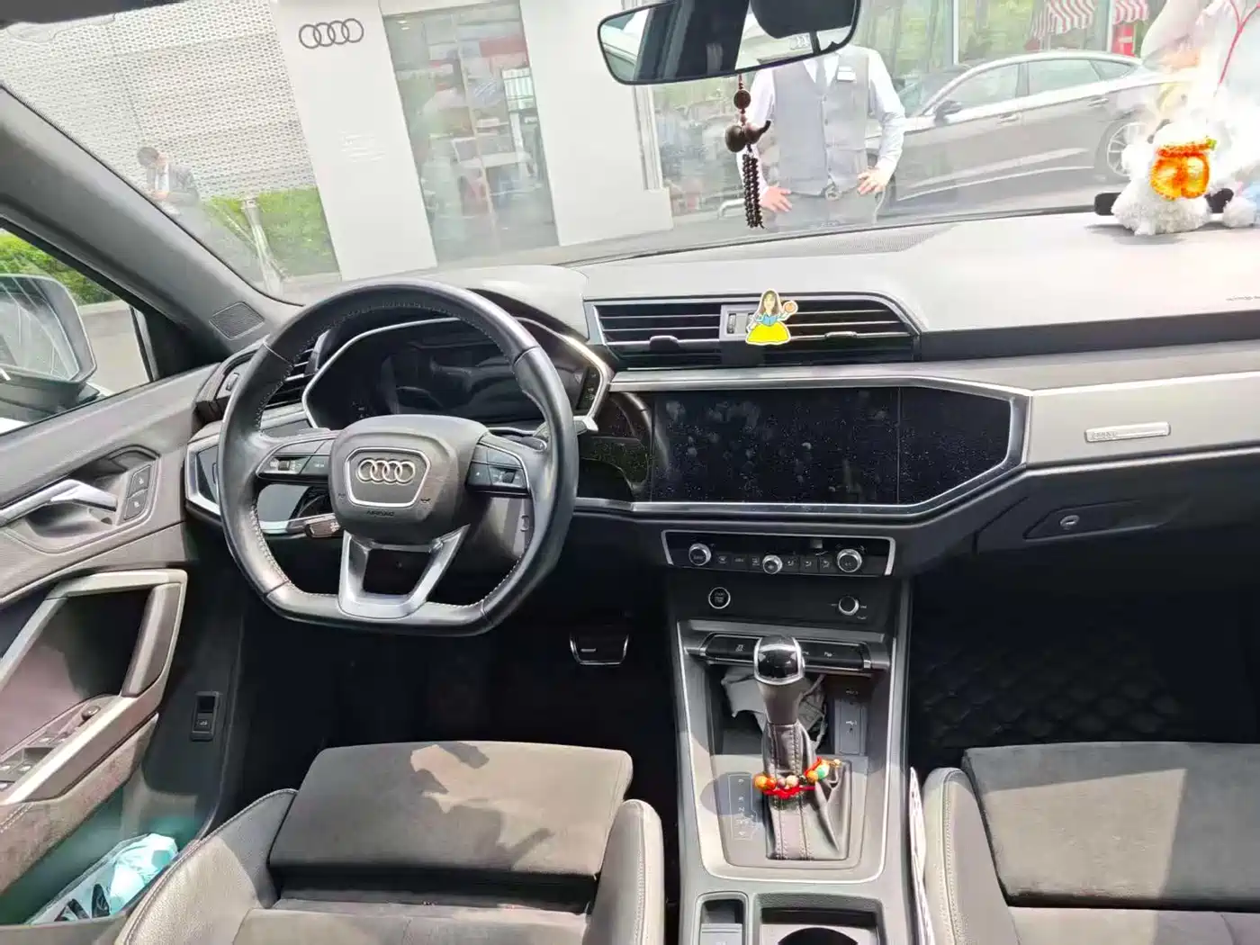 Audi Q3 2022 35 TFSI Fashion Dynamic фото 3